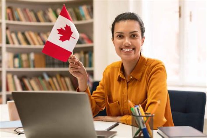 Am I legally allowed to work in Canada as a US citizen?