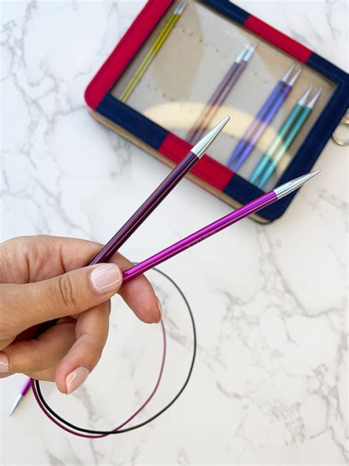 Are circular knitting needles better?