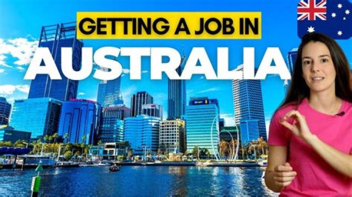 Can a student get a job in Australia?