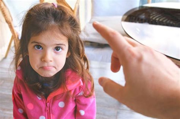 Can yelling at a child cause trauma?