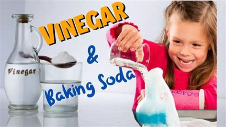 Can you make dry ice with vinegar and baking soda?