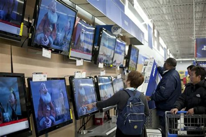 Can you return a broken TV to Walmart?