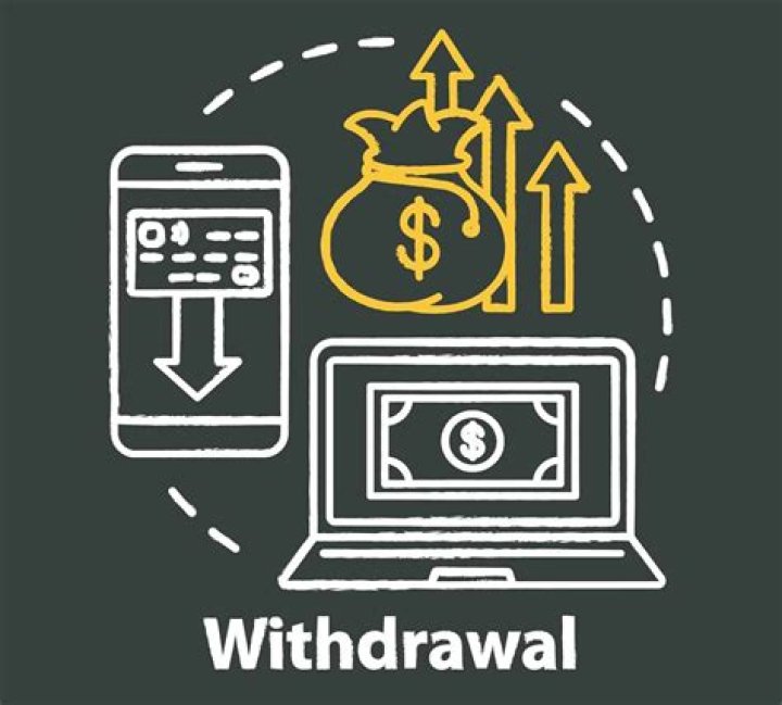 Do banks notify IRS of large withdrawals?