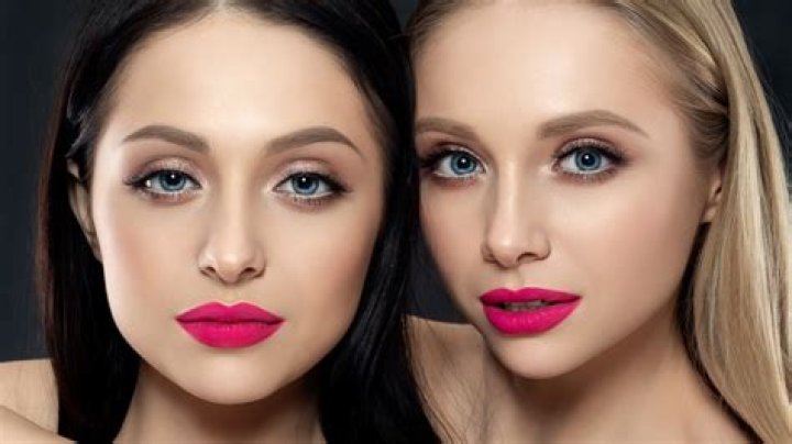 Do guys like lipstick?