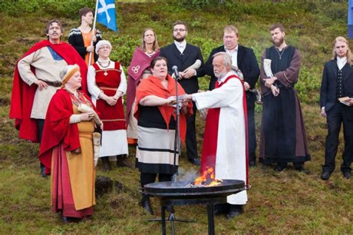 Do people still worship Odin?