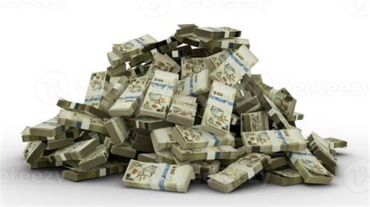 Do people with PhD make a lot of money?