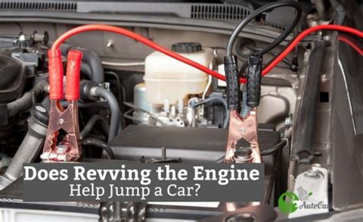Does revving the engine help jump a car?
