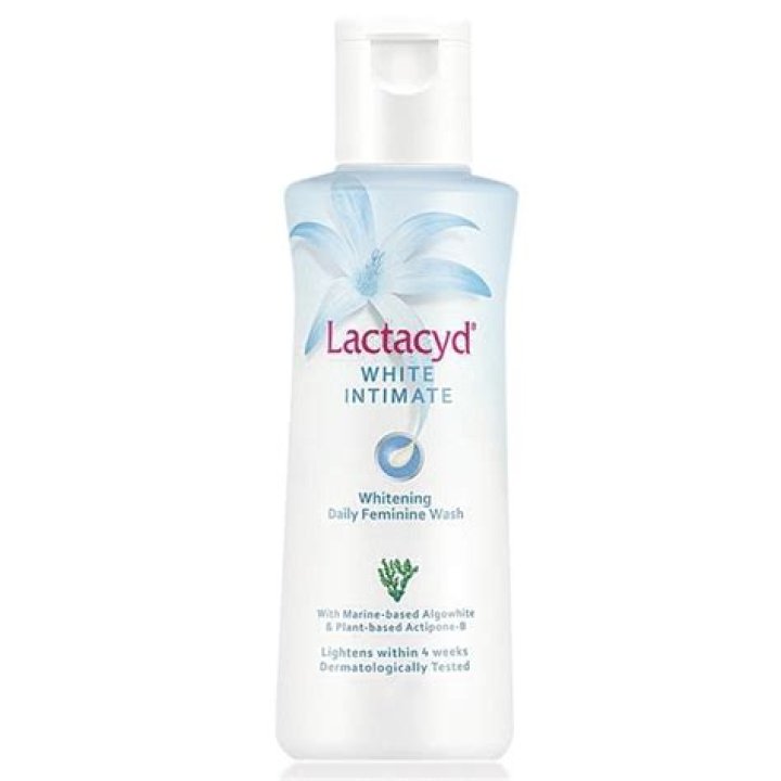 How do you use lactacyd White intimate?