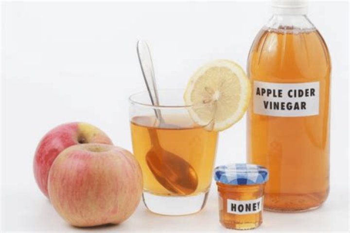 How does apple cider vinegar help you lose weight?