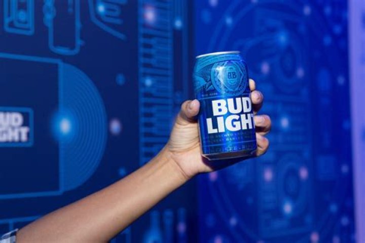 How does Bud Light advertise?