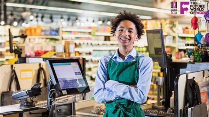 How long can a 15 year old work at Publix?