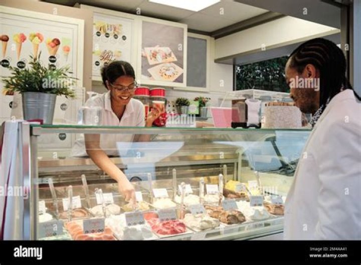 How many employees work in an ice cream shop?