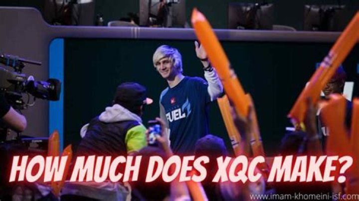 How much does xQc make a year?