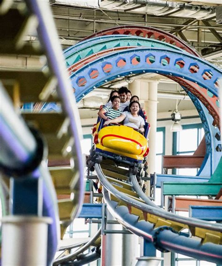 How old do you have to be to go to a BLACKPINK concert?