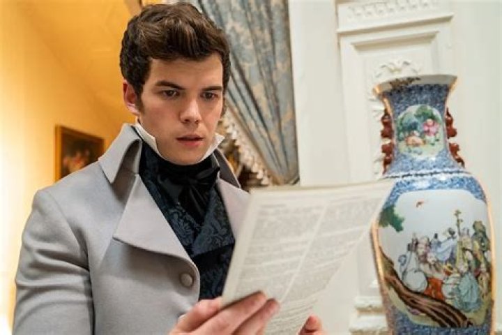 How old is Anthony bridgerton supposed to be?