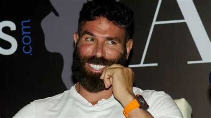 Is Dan Bilzerian still on Instagram?
