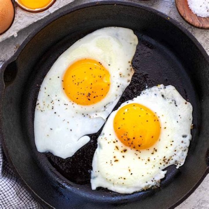 Is frying an egg healthy?
