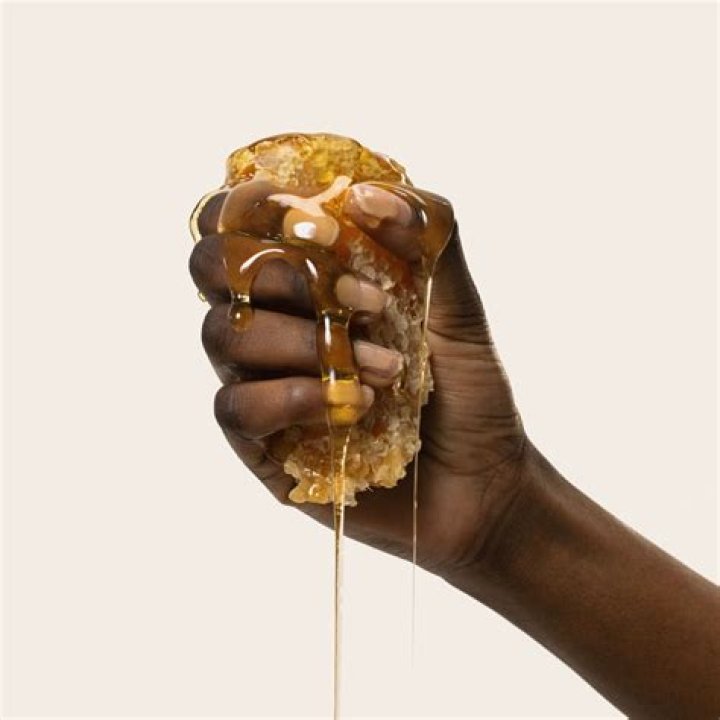 Is honey good for pimples?