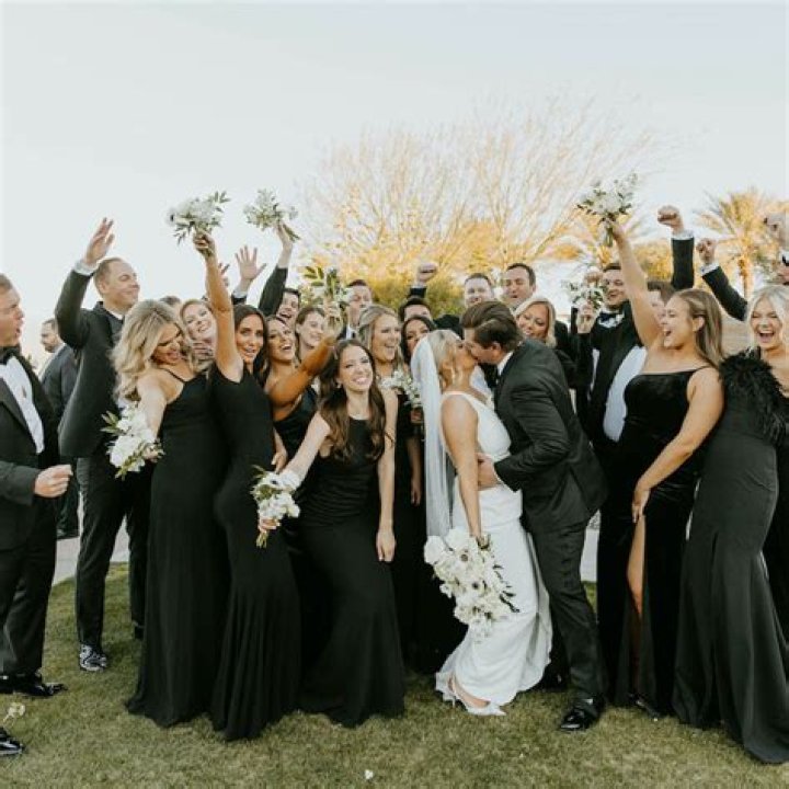 Is it rude to crash a wedding?