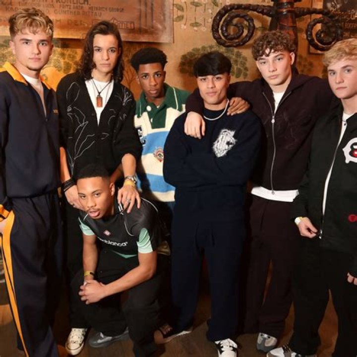 Is Simon Cowell still vegan?