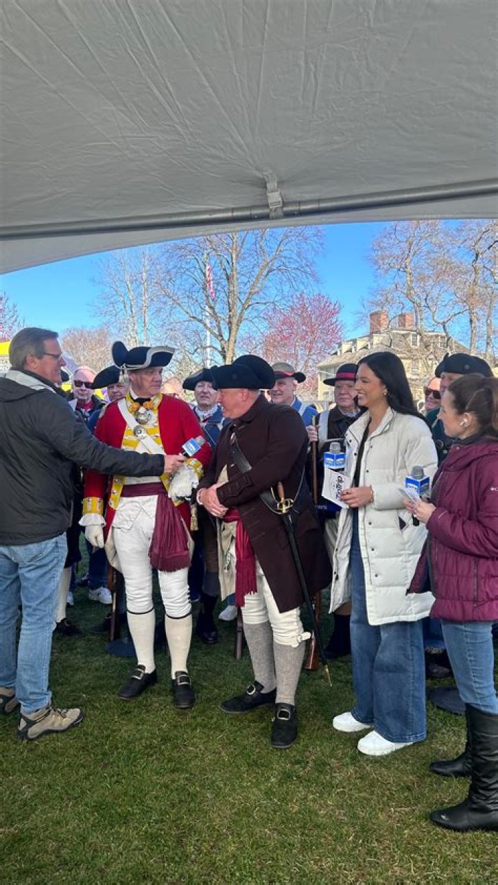 Is there any couple in AOT?