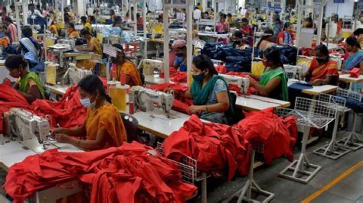 What are some careers in clothing and textiles?