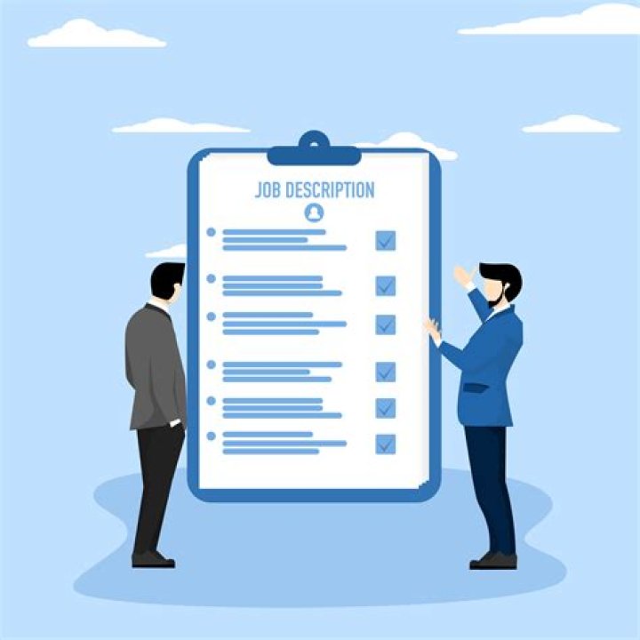 What are the duties and responsibilities of a video game developer?