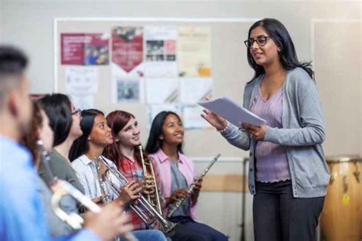 What college should I go to to become a music teacher?
