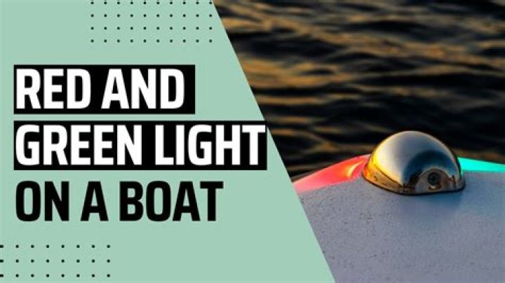 What do the red and green lights mean on a drone?