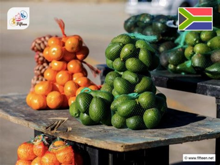 What foods does Africa export?