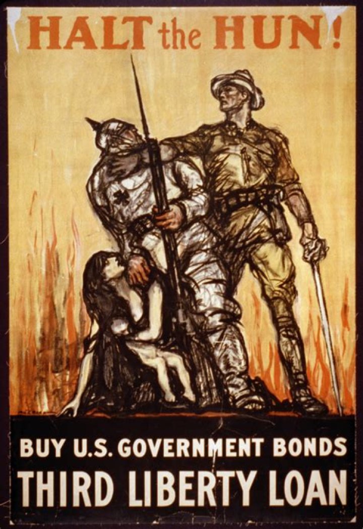 What is the main purpose of propaganda?