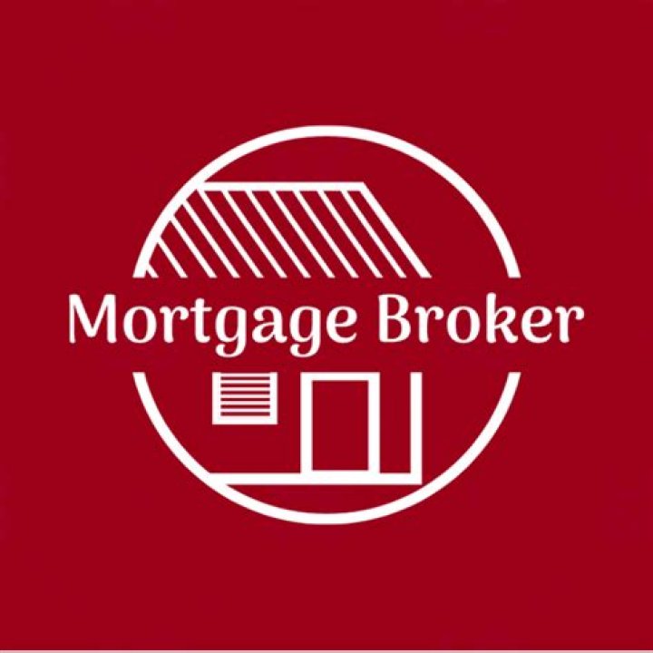 What is the purpose of a mortgage broker?