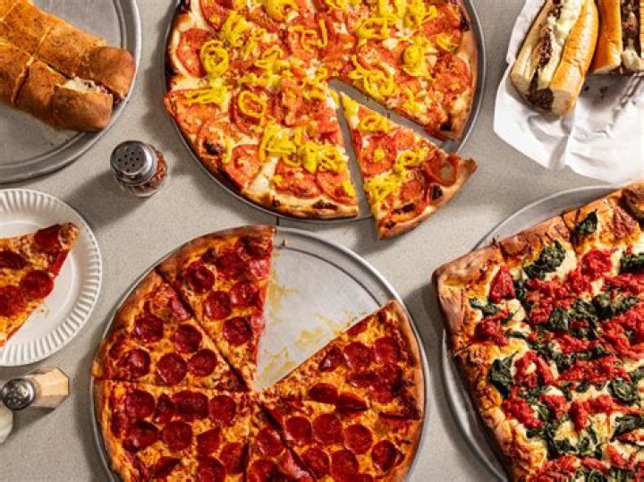 What kind of pizza did Selena eat?