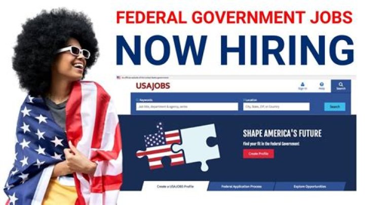 What kinds of federal jobs are available throughout the country?