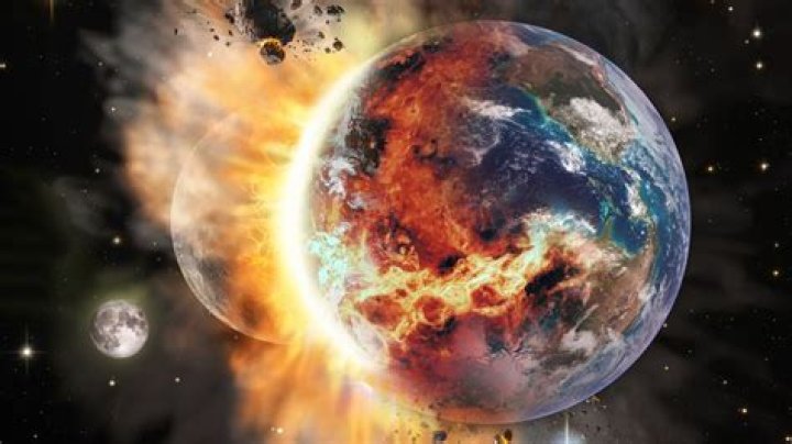What would happen to the moon if the Earth was destroyed?