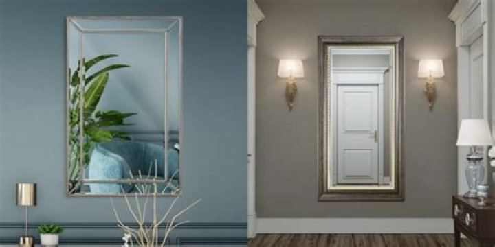 Which wall is best for mirror?
