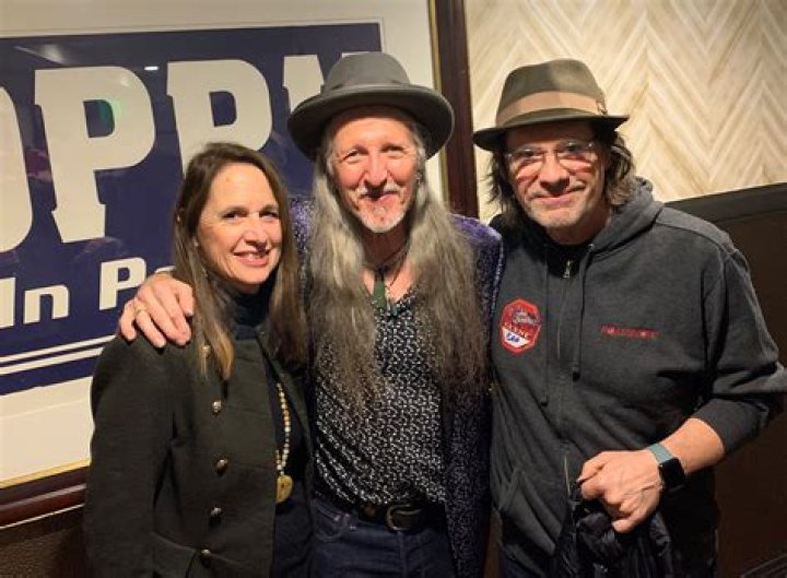 Who did Michael McDonald replace in The Doobie Brothers?