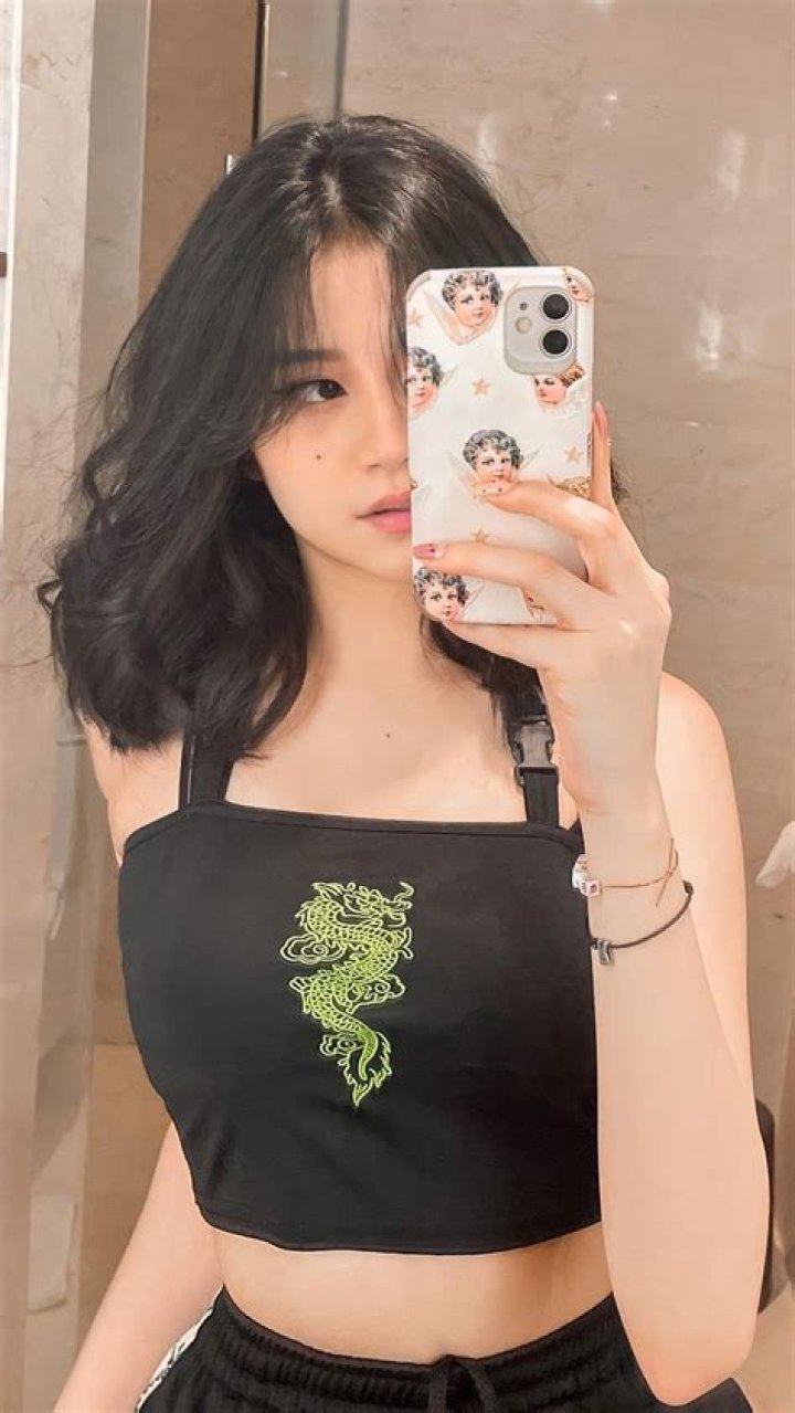 Who is the girl in Sonic 06?