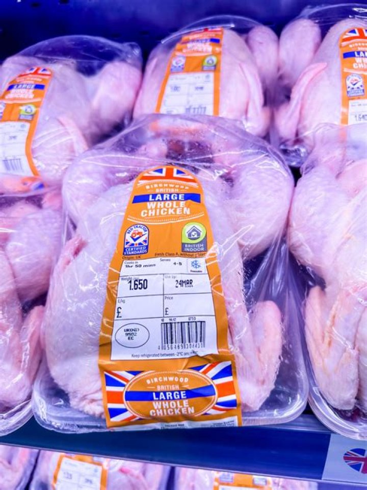 Who supplies Lidl chicken?